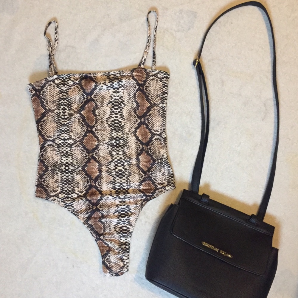 SALE❗️Snake Skin Print Cami Bodysuit🔥🐍